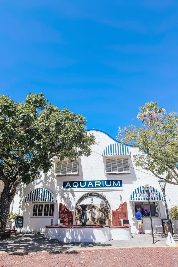 the outside of the key west aquarium